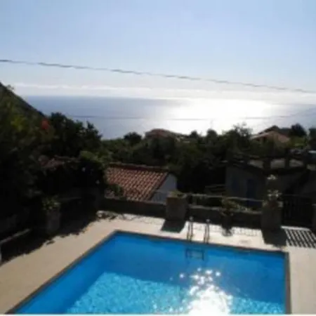 Semesterbostad Casa Pedra Sea And Mountain Views Pool