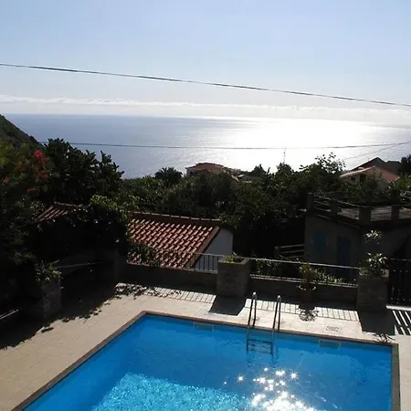 Casa Pedra Sea And Mountain Views Pool Semesterbostad *